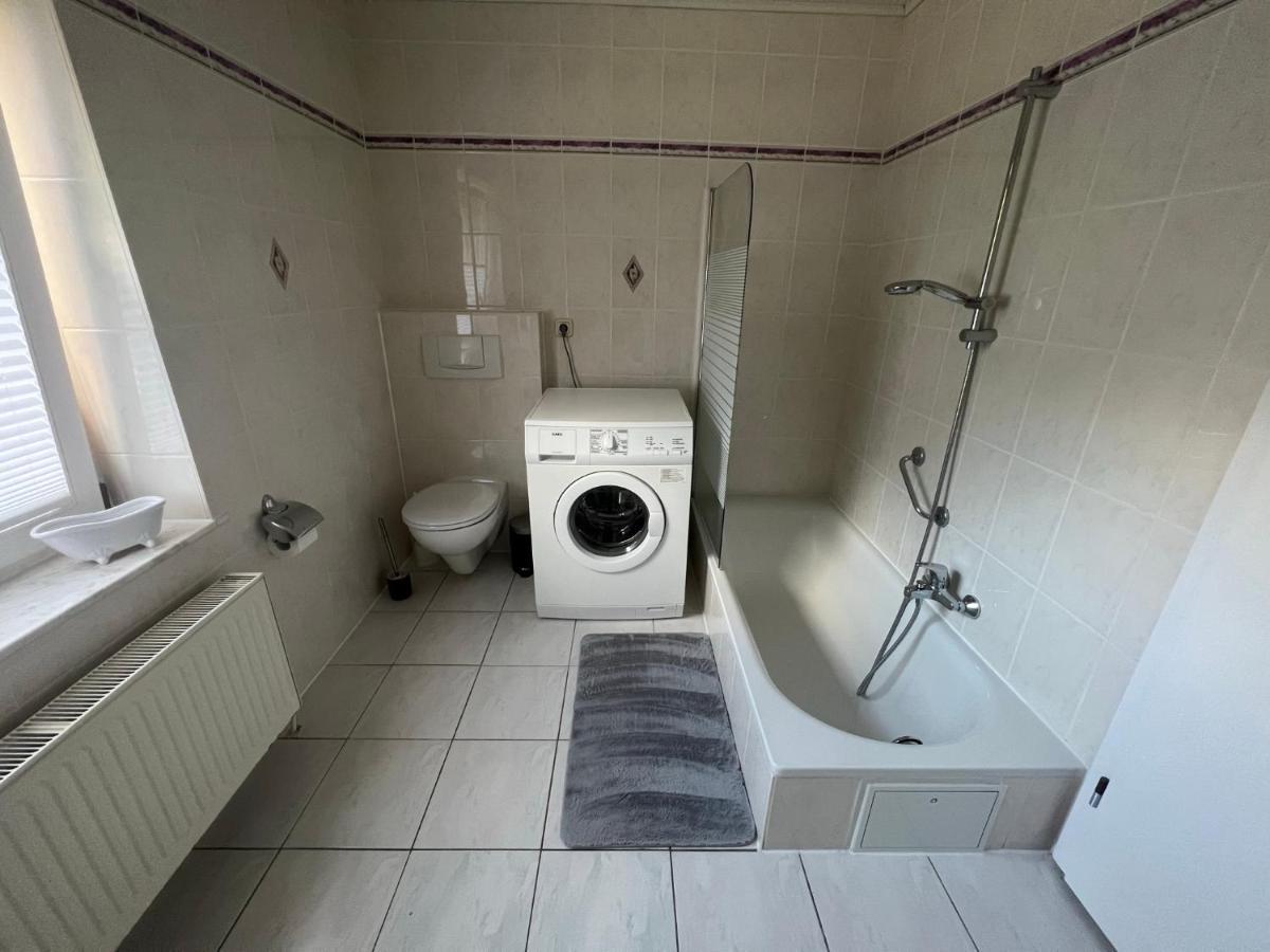 Familienfreundliche Ferienwohnung Mit Wintergarten Badow المظهر الخارجي الصورة